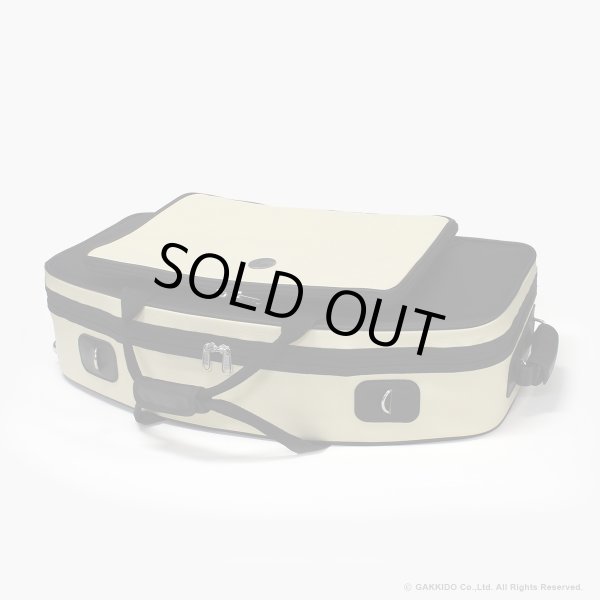 画像4: Marcus Bonna ソプラノ&アルトサックス用ダブルケース 【MBSSAS】 【レザー製】 【アイボリー×ブラック×シルバーメタルロゴ】 【特注モデル】 (4)